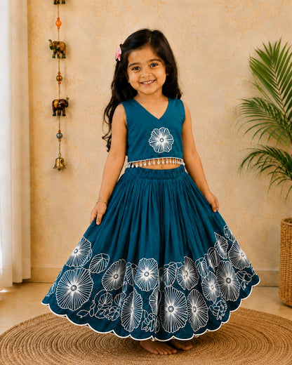 Girls Floral Embroidered Lehenga Choli Set - Teal Green